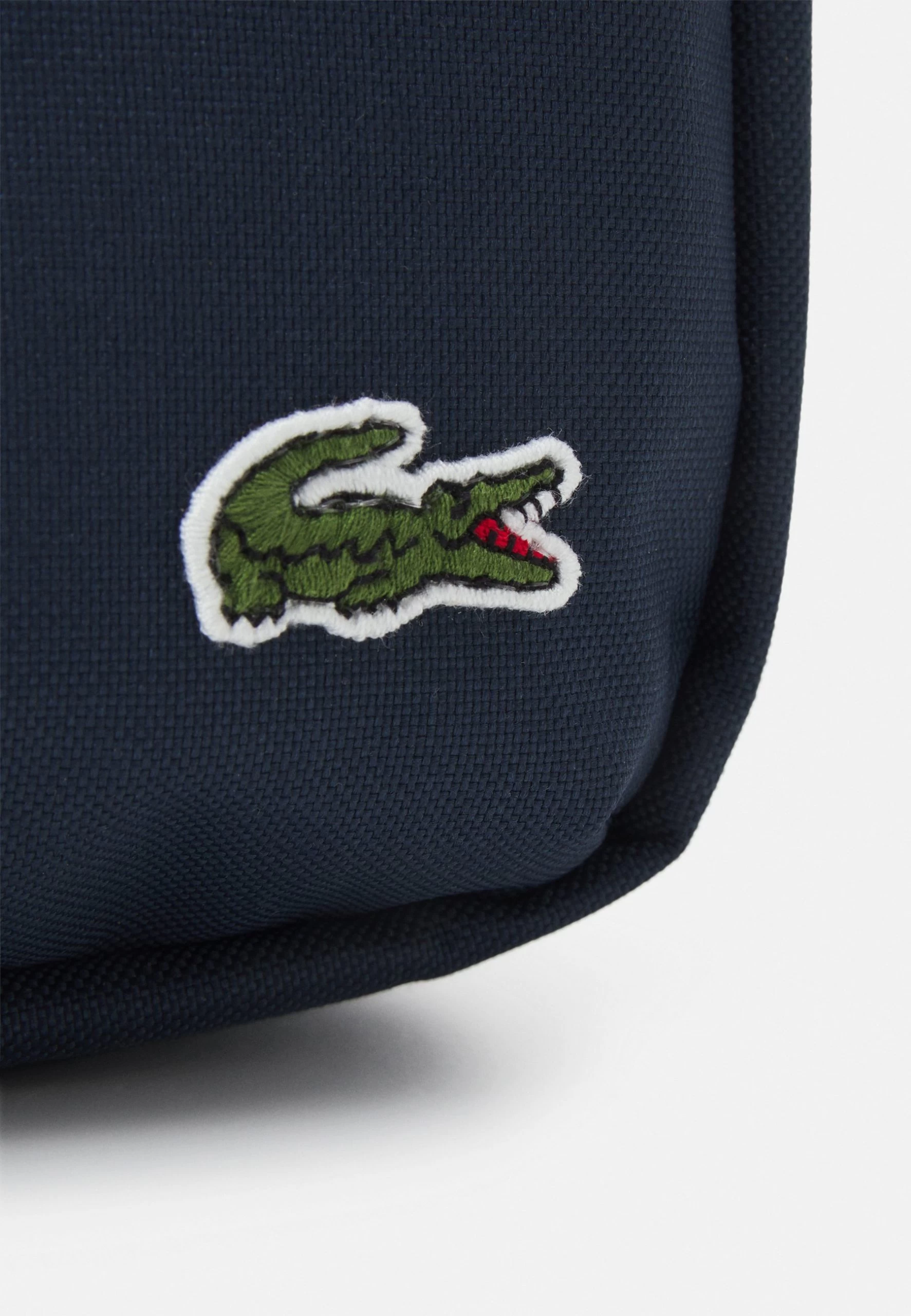 Lacoste Neocroc Vertical Camera Bag Unisex - Sac Bandoulière - Marine – Image 5